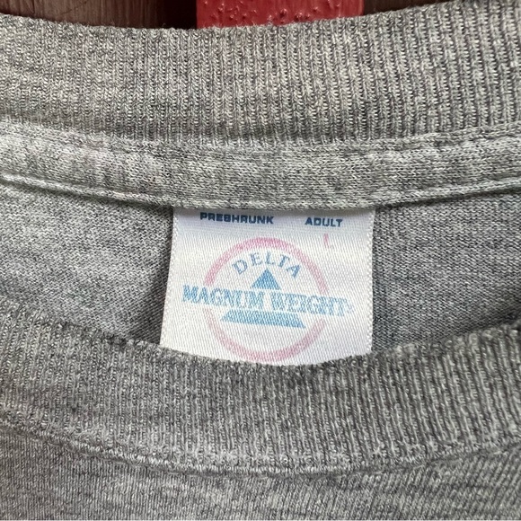 West Virginia University Y2K Men's T-Shirt - Picture 2 of 7